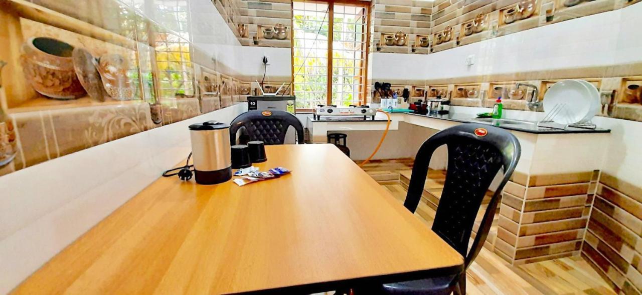 Blue Sophy Residency Aparthotel Varkala Bagian luar foto
